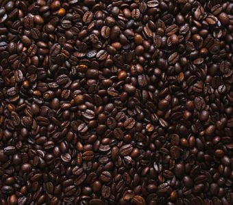 Kaffee aus ganzen Bohnen